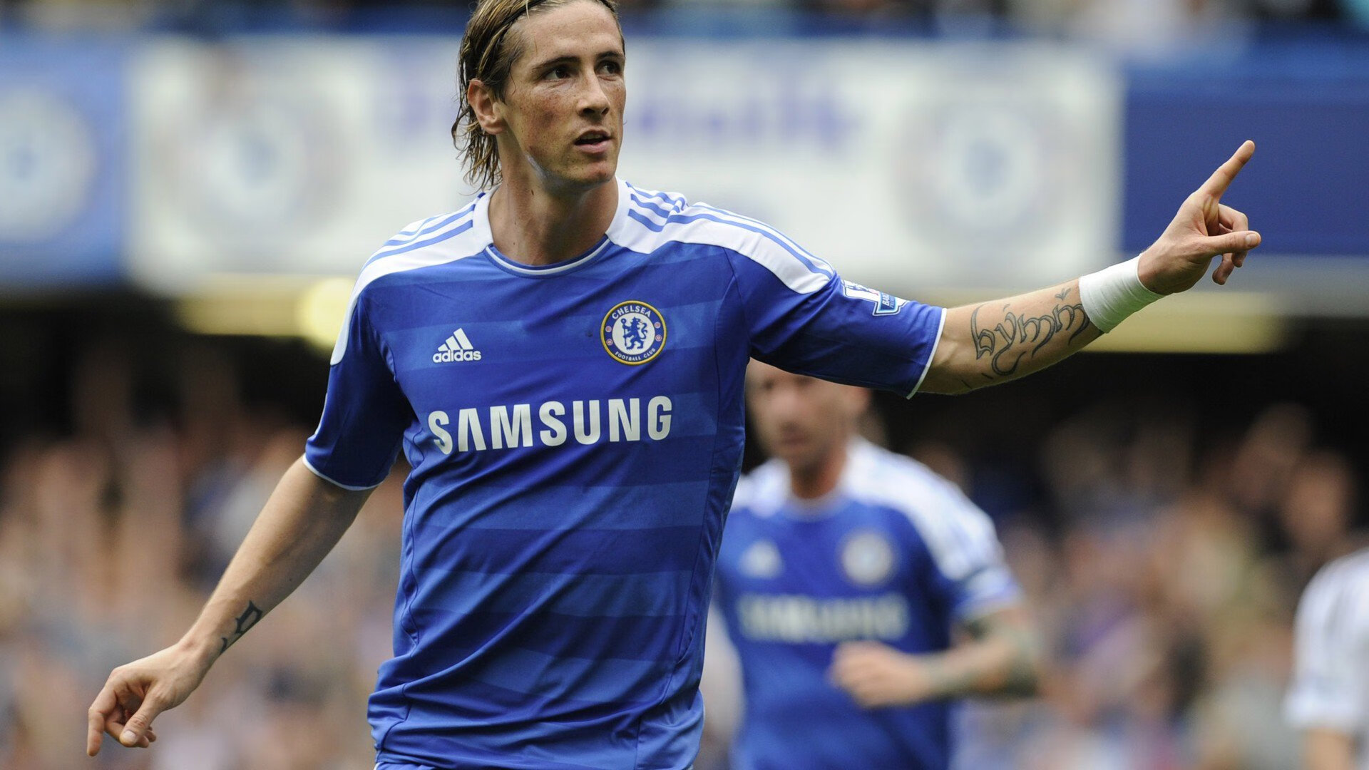 C罗连续二十场比赛得分超神，美国队激情挑战极限